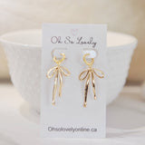 Chrishell Huggie Hoop Earrings / Drop Earrings