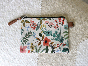 126 ($25) Flat Canvas Pouch