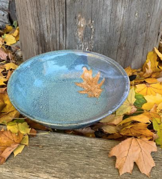 112 ($56) Bowl - Oak Leaf - Small