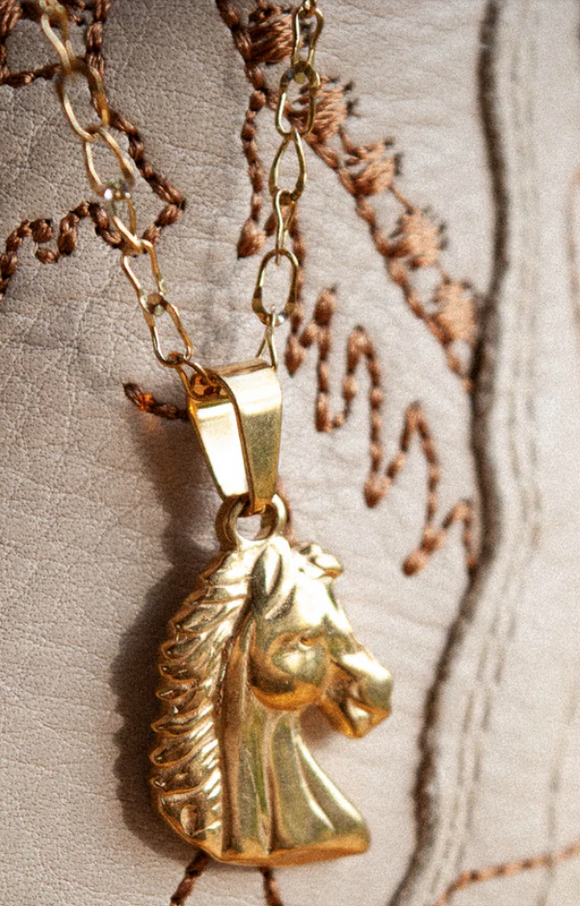110 ($68) Hen and Bear - Necklace - Christine