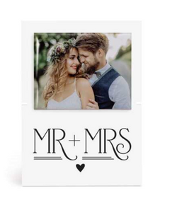 022 ($23) Story Frame - Mr & Mrs