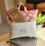 000 ($30-$55) Desmond Brown - Reading Pillows