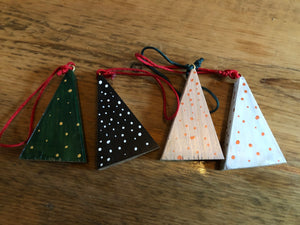 000 ($8) Ornament - Triangle Tree