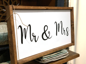 141 ($50) Sign - Mr & Mrs