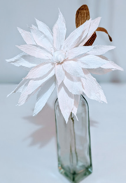 124 ($25) Dahlia Flower & Vase